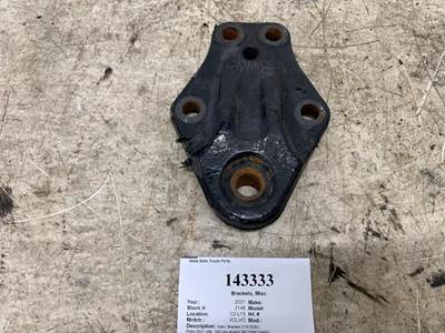 Volvo 21418383 Bracket for a Volvo VNL