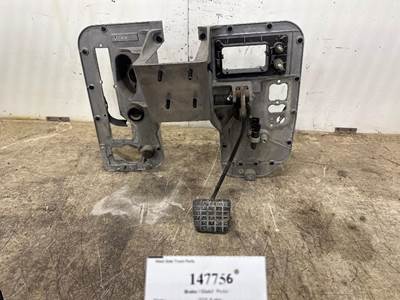 Mack 82789711 Pedal