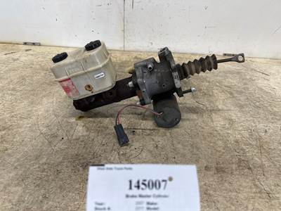 GMC 15918785 Brake Master Cylinder for a GMC C5C042