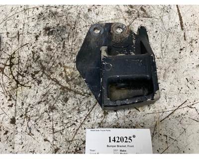 Sterling F6HT17752DA Right Front Bumper Bracket for a Sterling A9500 SERIES
