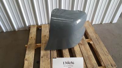 Freightliner 21-26021-004 Bumper End