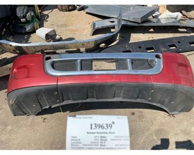 Freightliner A21-28546-005 Front Bumper for a Freightliner CASCADIA 125BBC
