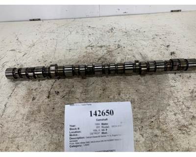 Detroit 8929484 Camshaft for a Whitegmc WCA AREO SERIES