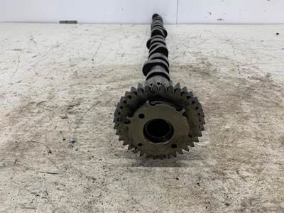 International 3016477C1 Camshaft for a International Prostar