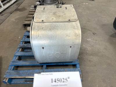 Mack 21311953 Catalytic Converter for a Mack CXU612