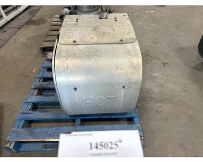 Mack 21311953 Catalytic Converter for a Mack CXU612