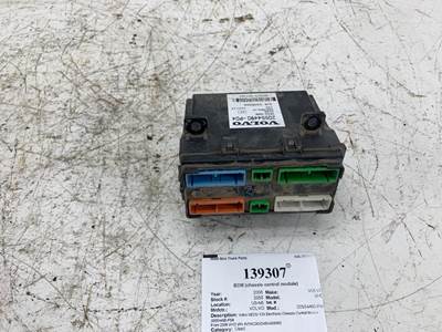 Volvo 20554490-P04 Chassis Control Module for a Volvo VHD