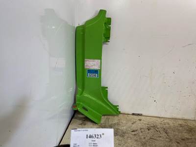 Paccar R22-6152 Left Cowl for a Peterbilt 579