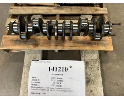 Caterpillar 222-3900 Crankshaft for a Freightliner M2 106