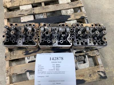 Cummins 3078360 Cylinder Head for a Ford L-SERIES
