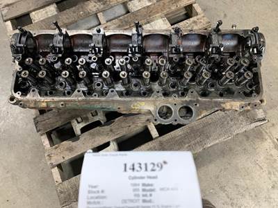 Detroit 8929620 Cylinder Head for a Whitegmc WCA AREO SERIES