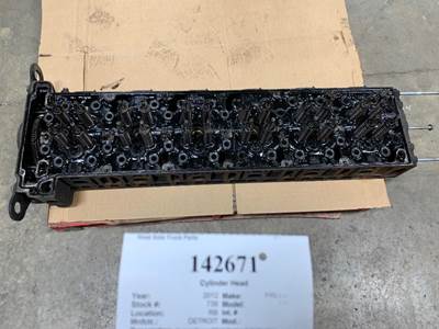 Detroit DD13 Cylinder Head for a Freightliner CASCADIA