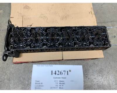 Detroit DD13 Cylinder Head for a Freightliner CASCADIA