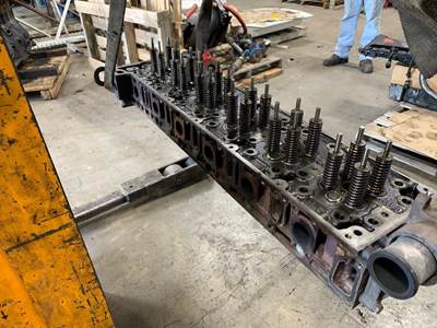 Detroit DD15 Cylinder Head