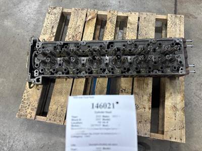 Detroit EA4710105020 Cylinder Head for a Western Star TR 4700SF