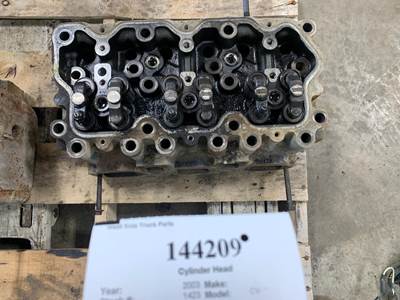 Mack 732GB5341M Cylinder Head for a Mack CV713 GRANITE