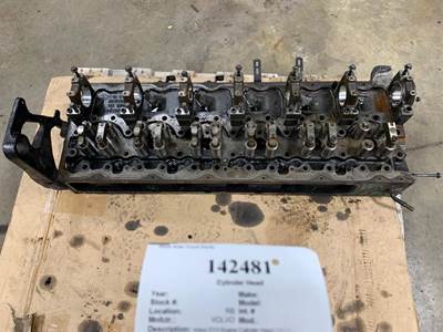 Volvo 21016552 Cylinder Head