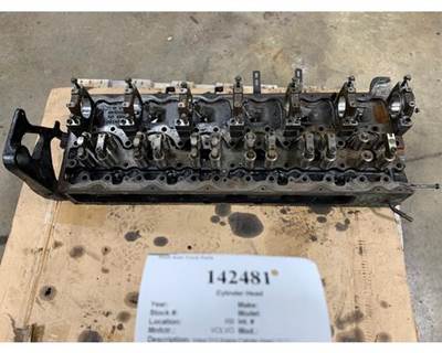 Volvo 21016552 Cylinder Head