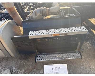 Mack 23160669 DPF Assembly for a Mack CXU612