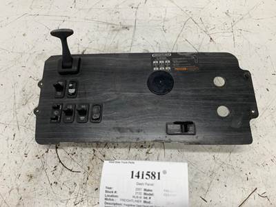 Freightliner 22-45867-010 Dash Panel for a Freightliner COLUMBIA 120