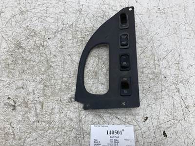 Freightliner 22-53166-004 Dash Panel for a Freightliner M2 106