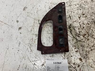 Freightliner 22-53166-005 Dash Panel for a Freightliner M2 106