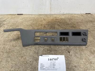 Freightliner A22-73789-009 Dash Panel for a Freightliner CASCADIA 126