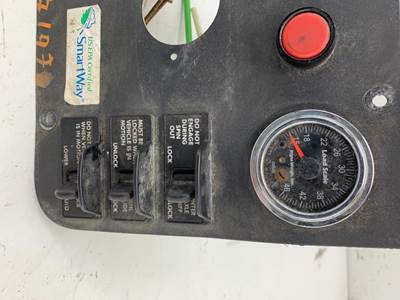 Freightliner Cascadia 125 Dash Panel for a Freightliner CASCADIA 125BBC