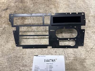 International 3765136 Dash Panel for a International LT625