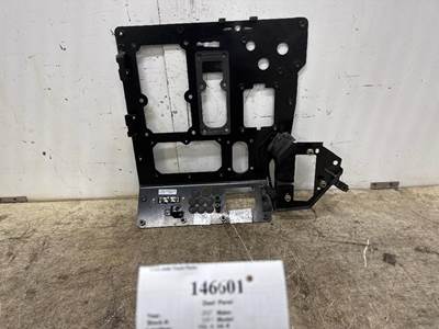 Paccar R64-6162 Dash Panel for a Kenworth T880