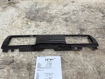 Paccar S18-1034 Dash Panel for a Kenworth T680