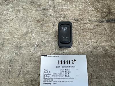 Freightliner A06-30769-030 Dashboard Switch for a Freightliner M2 106