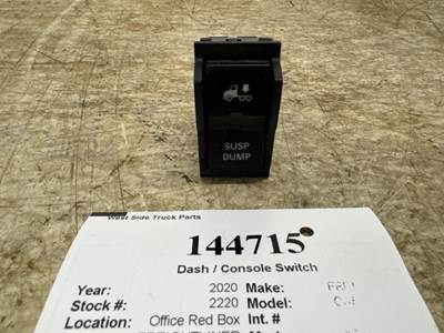 Freightliner A66-01975-000 Dashboard Switch for a Freightliner CASCADIA 126