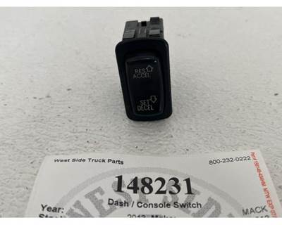 Mack 82278929 Dashboard Switch for a Mack CXU613