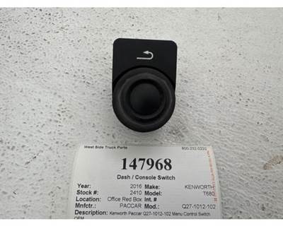 Paccar Q27-1012-102 Dashboard Switch for a Kenworth T680