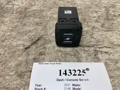 Volvo 22529875 Dashboard Switch for a Volvo VNL