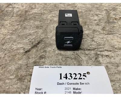 Volvo 22529875 Dashboard Switch for a Volvo VNL