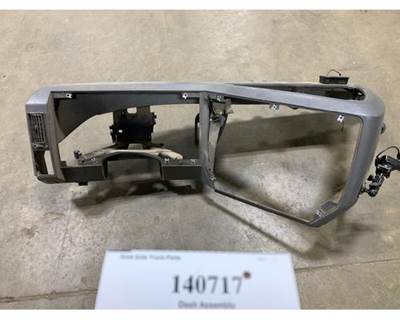 Mack Pinnacle CHU613 Dashboard Assembly for a Mack CHU613