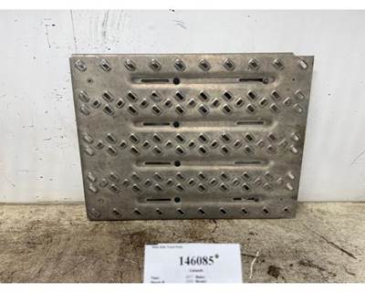 Mack 21374397 Deck Plate / Catwalk
