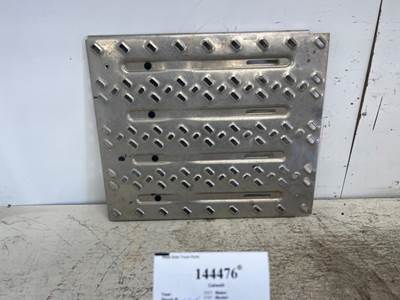 Mack 21544991 Deck Plate / Catwalk for a Mack CH612