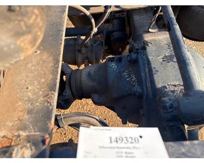 Meritor MR2014X Rear Differential for a Freightliner CASCADIA