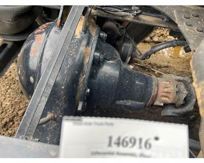 Meritor MT4014X Rear Differential for a Volvo VNL