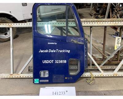 Freightliner A18-52476-016 Right Front Door Assembly for a Freightliner ST120