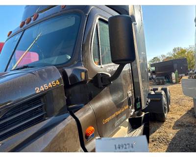 Freightliner A18-57527-003 Front Door Assembly for a Freightliner CASCADIA