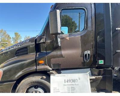 Freightliner A18-57527-003 Left Front Door Assembly for a Freightliner CASCADIA