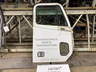 Freightliner A18-58065-001 Right Front Door Assembly for a Freightliner COLUMBIA 120