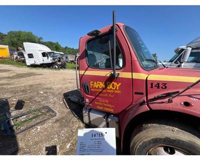 Freightliner Z18-48818-016 Right Front Door Assembly for a Freightliner M2 106