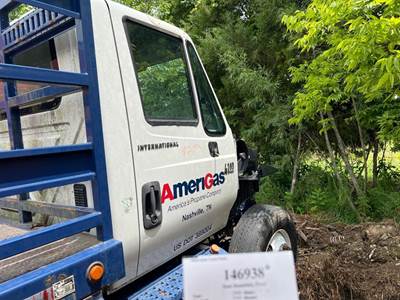 International 3560065C98 Right Front Door Assembly for a International 4300