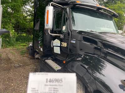 International 3687178C92 Right Front Door Assembly for a International Prostar