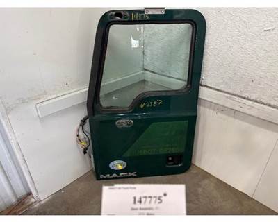 Mack Pinnacle CXU612 Left Front Door Assembly for a Mack CXU612